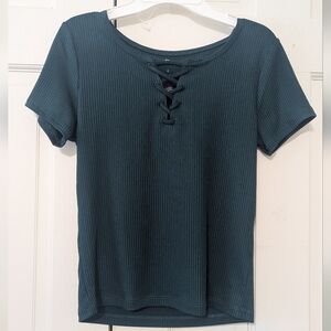 SO Women's Short Sleeve Shirt